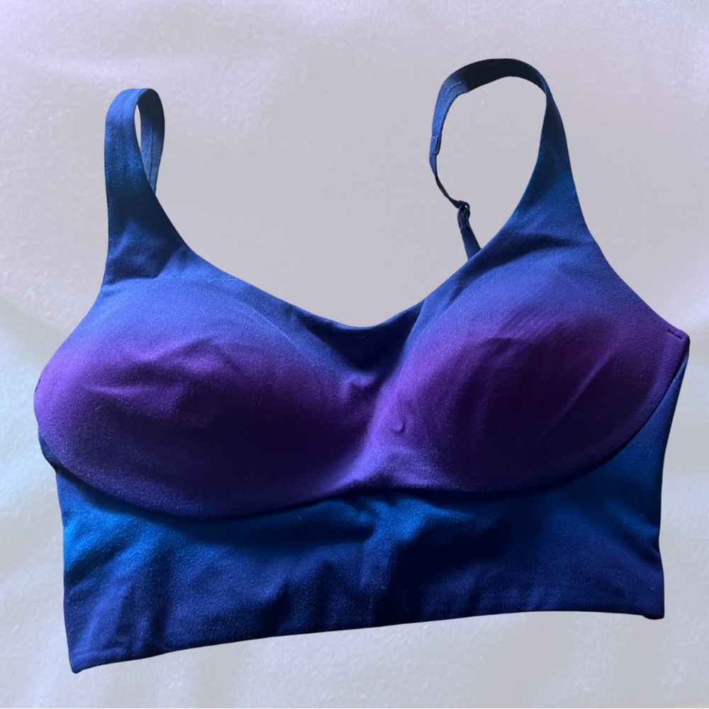 Victoria's Secret ON POINT Sports Bra - Ombre Blue/Purple - Size 32D (D70)